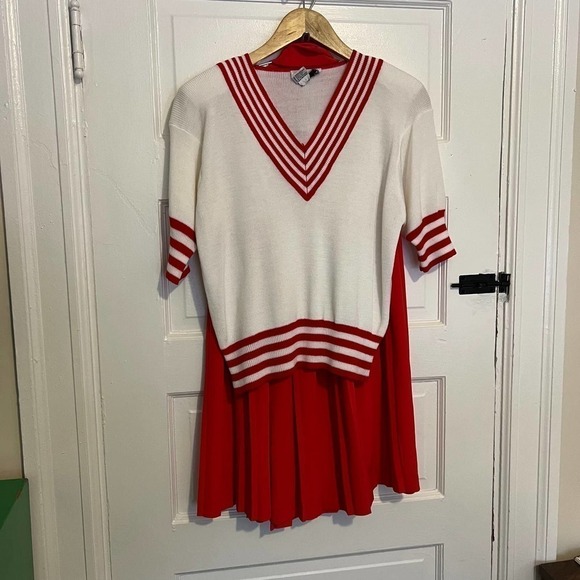 VINTAGE Andrea Gayle Petites Red White Skirt Set M - Picture 1 of 16
